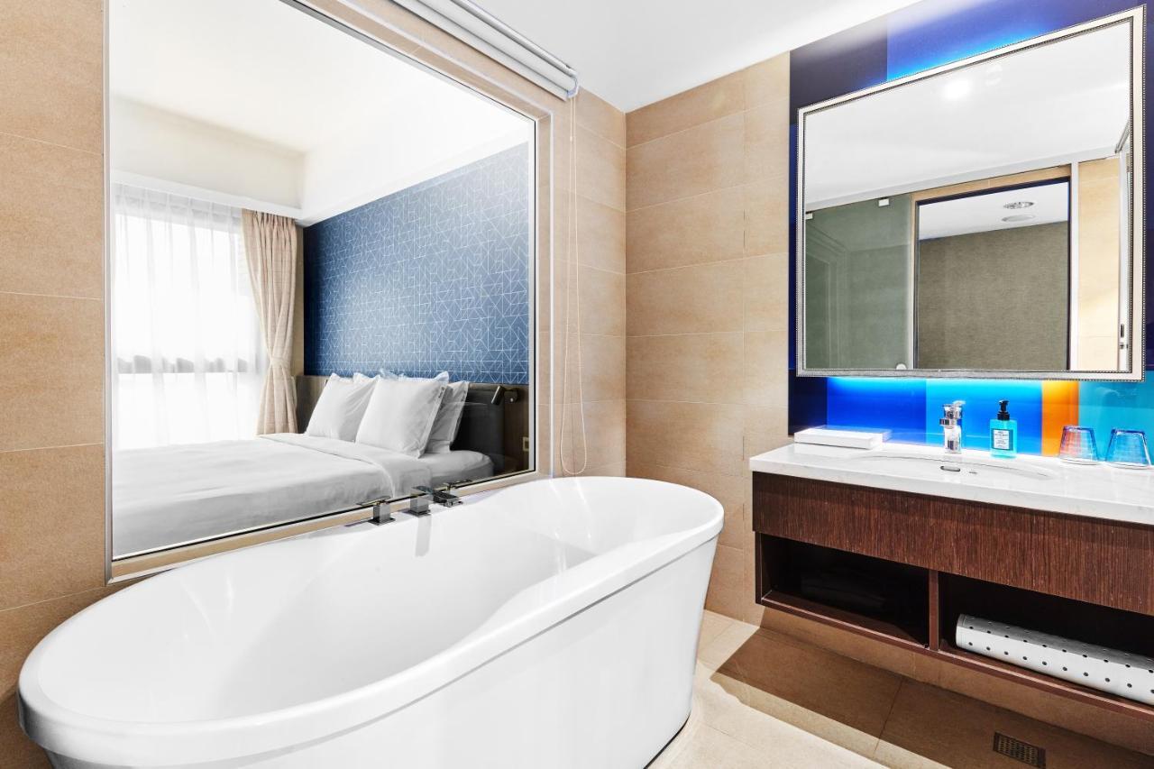 Holiday Inn Express Kaohsiung Love River, An Ihg Hotel Luaran gambar